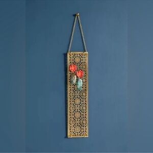 Anthropologie Cameron earring holder for wall (bronze)